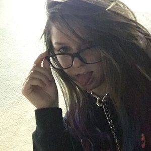 Meet your Posher, Jillian